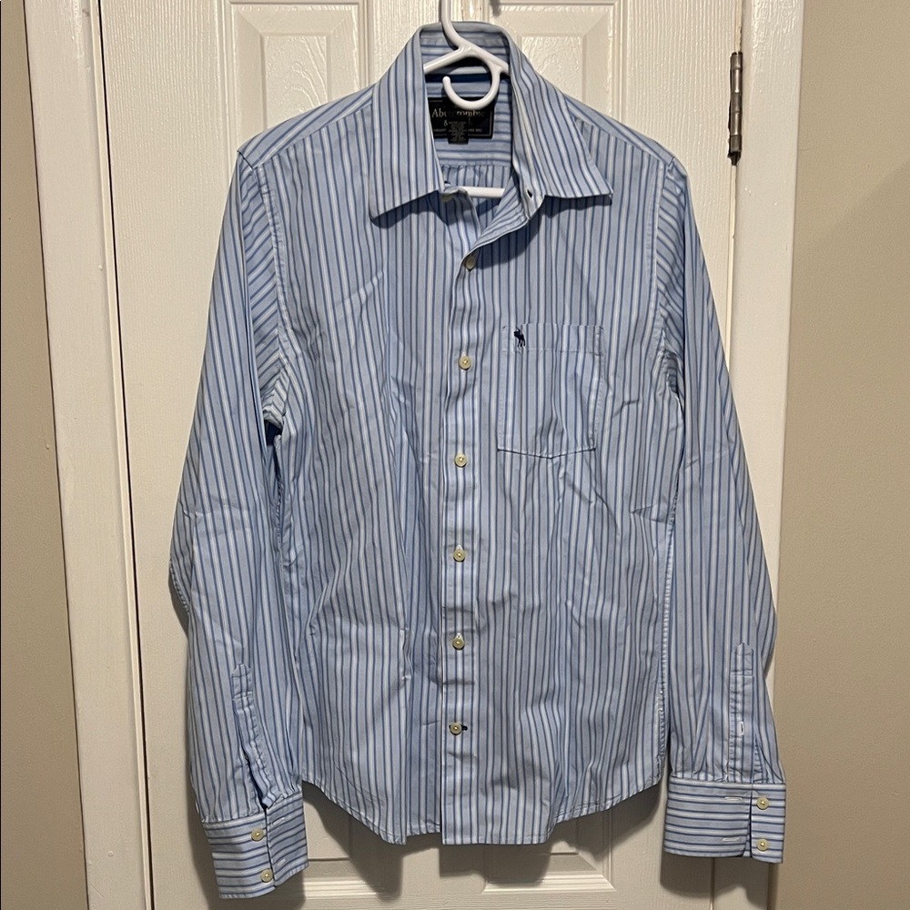 Abercrombie & Fitch Light Blue Striped Button Down Shirt